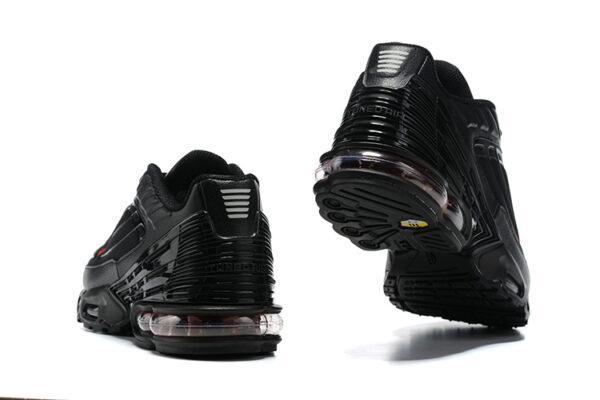 Air Max Plus TN 3 “Black Red” - Imagem 3