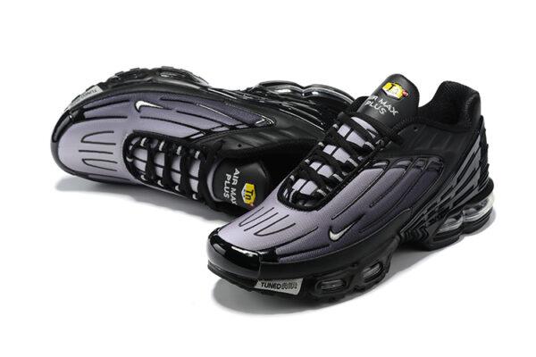 Air Max Plus TN 3 “Wolf Grey” - Imagem 2