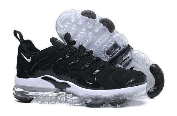 VaporMax Plus "Black/White"
