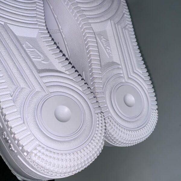 Air Force 1 "Triple White" - Imagem 3
