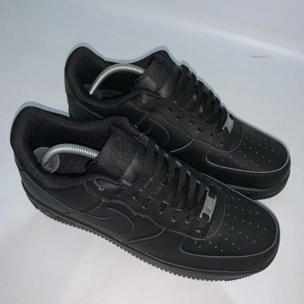 Air Force 1 "Triple Black" - Imagem 2