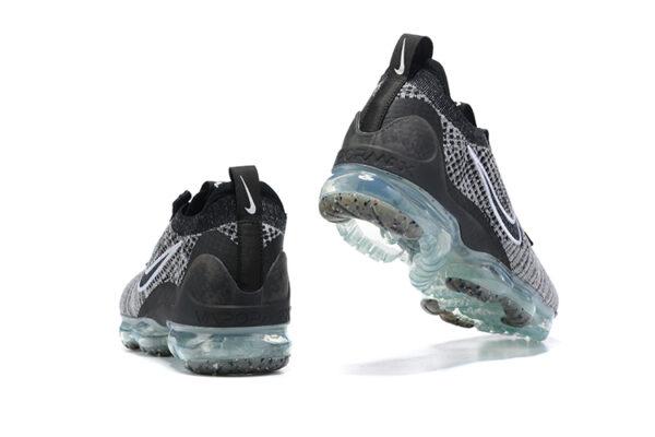 VaporMax 2021 "Oreo" - Imagem 3