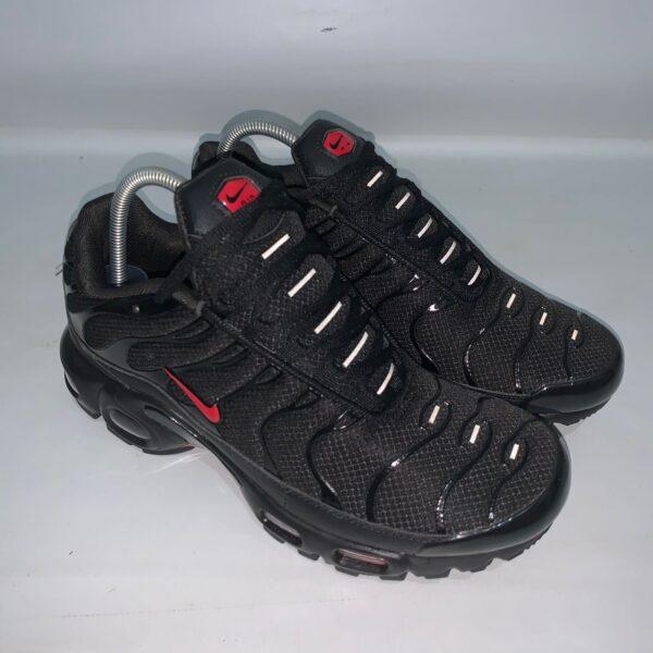 Air Max Plus TN 1 “Red Swoosh” - Imagem 2