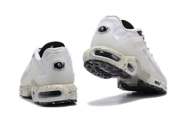Air Max Plus Terrascape "White Black" - Imagem 3