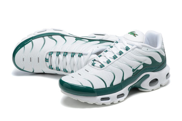 Air Max Plus TN 1 x Lacoste - Imagem 2