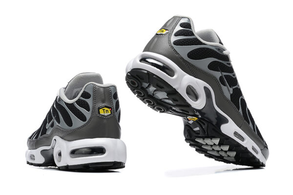 Air Max Plus TN 1 "Black/Silver" - Imagem 3