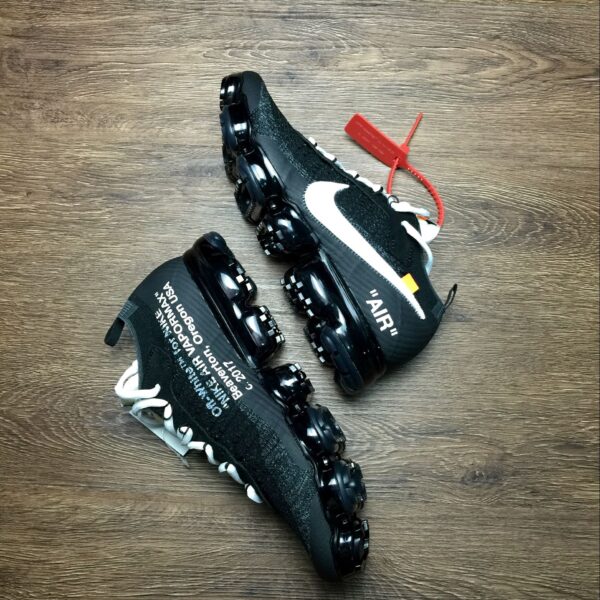 VaporMax 2017 x Off White "Black" - Imagem 3