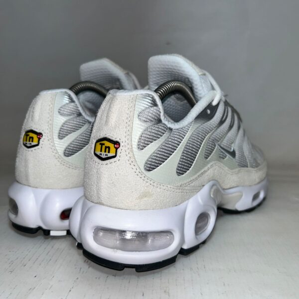 Air Max Plus TN 1 "Pure Platinum" - Imagem 3