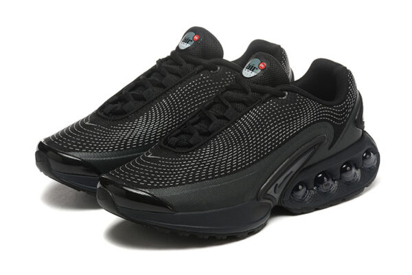 Air Max DN "Triple Black" - Imagem 2
