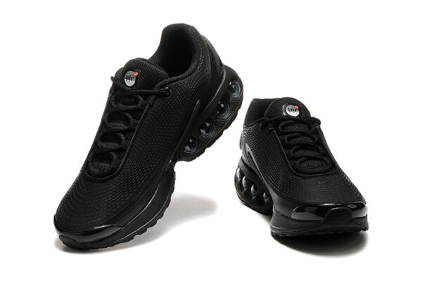 Air Max DN "Triple Black" - Imagem 4